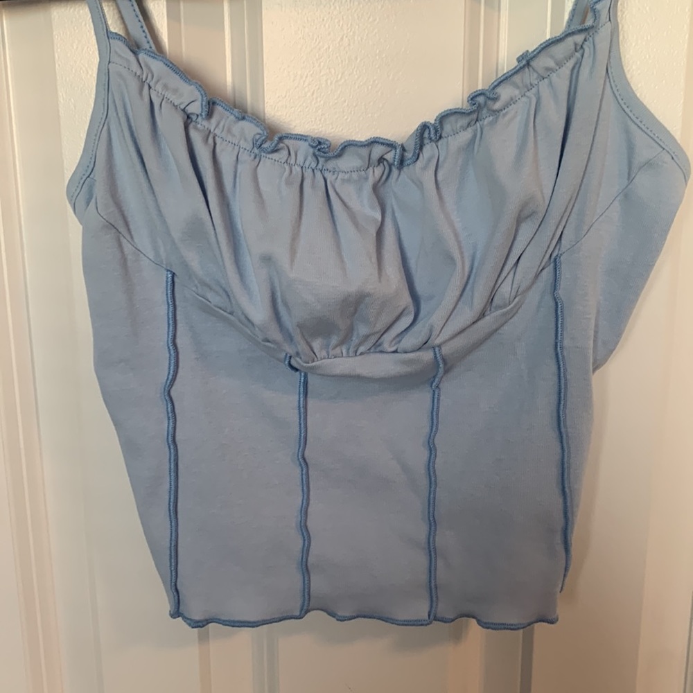 NWOT SHEIN LETTUCE EDGE CROP TOP - Picture 3 of 5